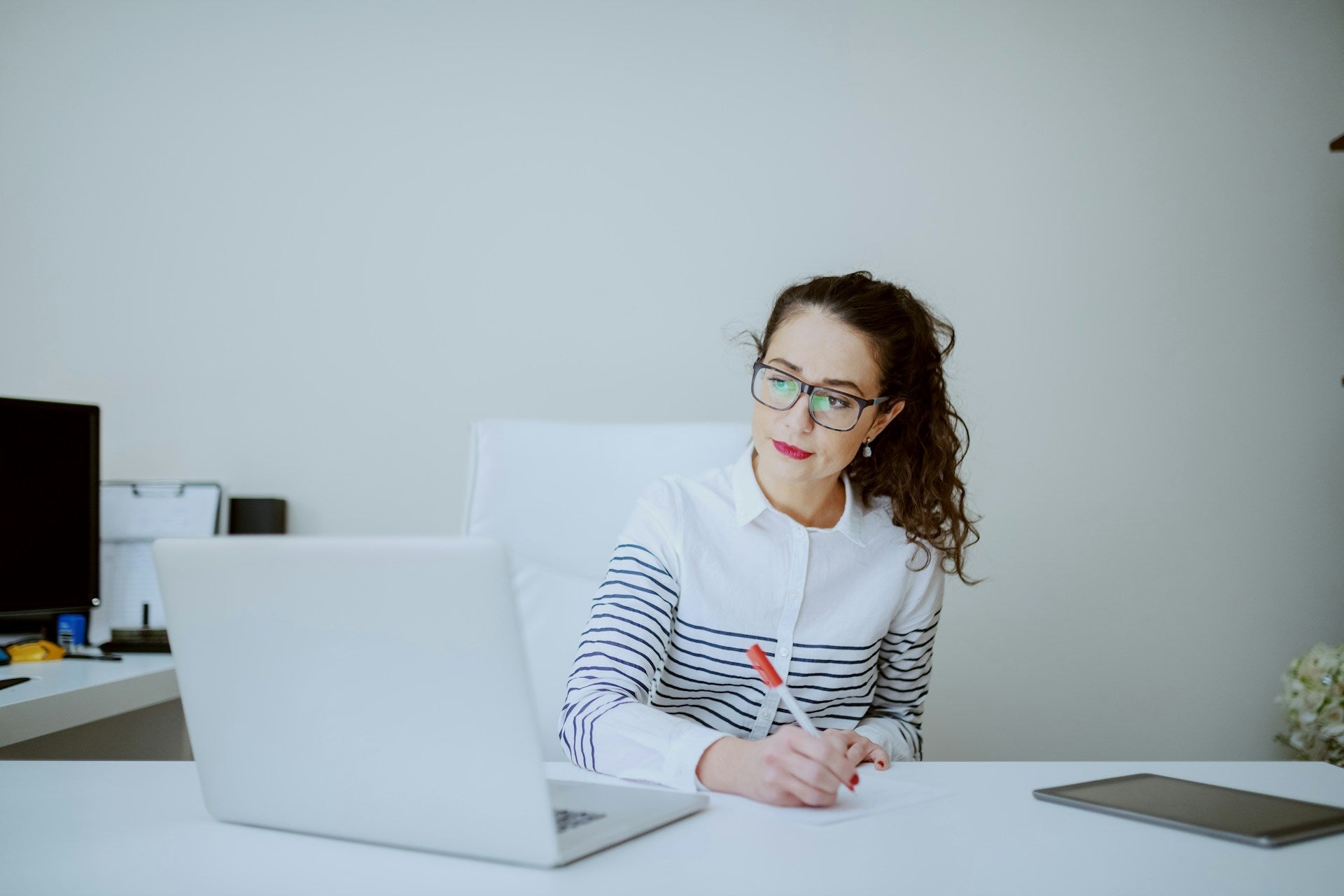 Best Office Refrigerator For A Victorian Cottage | Fridge.com