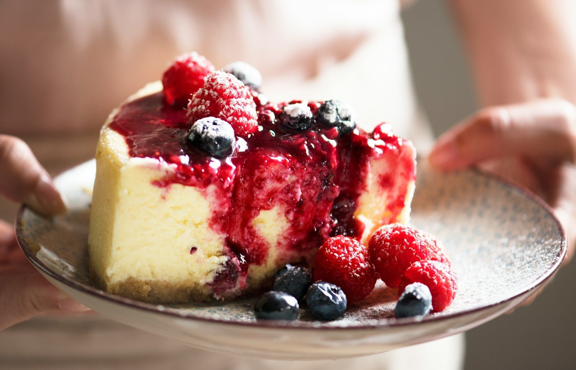 How Long Does Cheesecake Last In The Freezer? | Fridge.com
