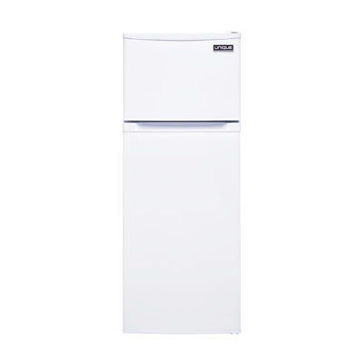 Off-Grid 19.2" Solar Powered DC 6 cu. ft. Freestanding Top Freezer Refrigerator | Fridge.com